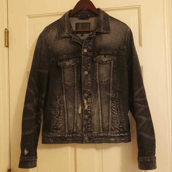 American Eagle Outfitters Other - NWOT American Eagle distressed black jean jacket M